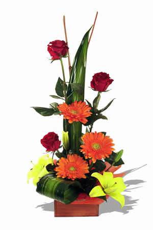 types of flower arrangement in hotel